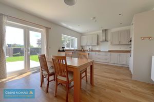 Kitchen/Diner- click for photo gallery